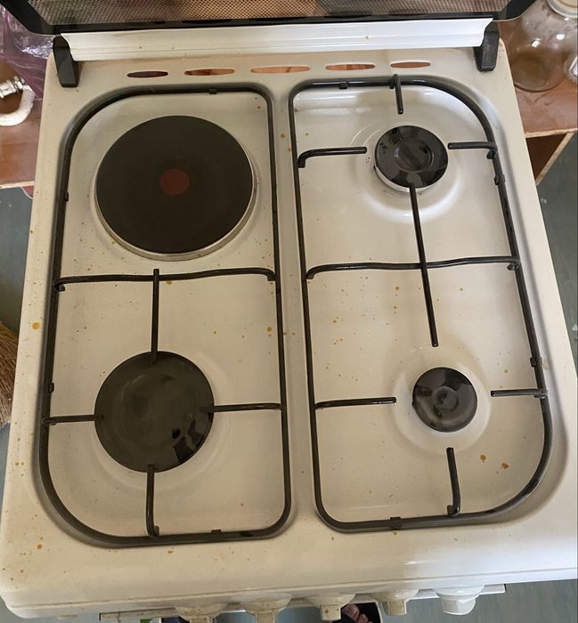 Artel gaz plitasi sotiladi