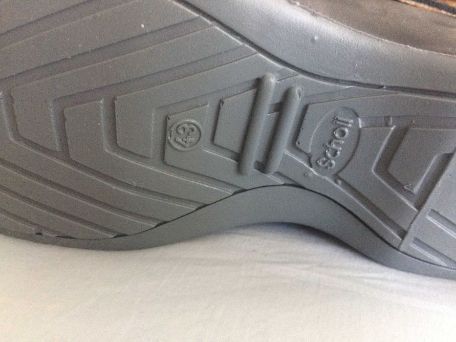 Saboti medicali Dr. Scholl