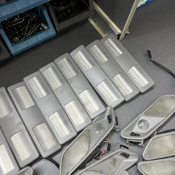 Плафоны подсветки bmw e34 бмв е34