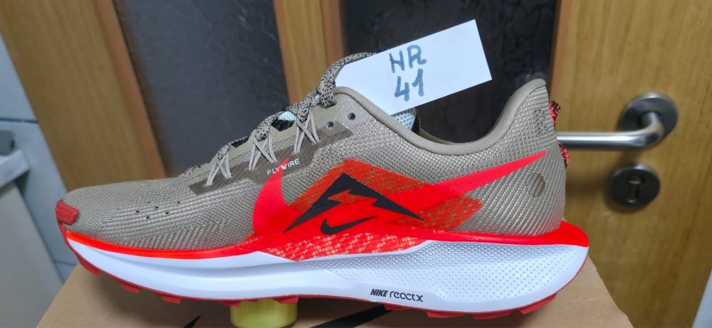 Vănd Adidași Originali Nike Diverse Mărimi