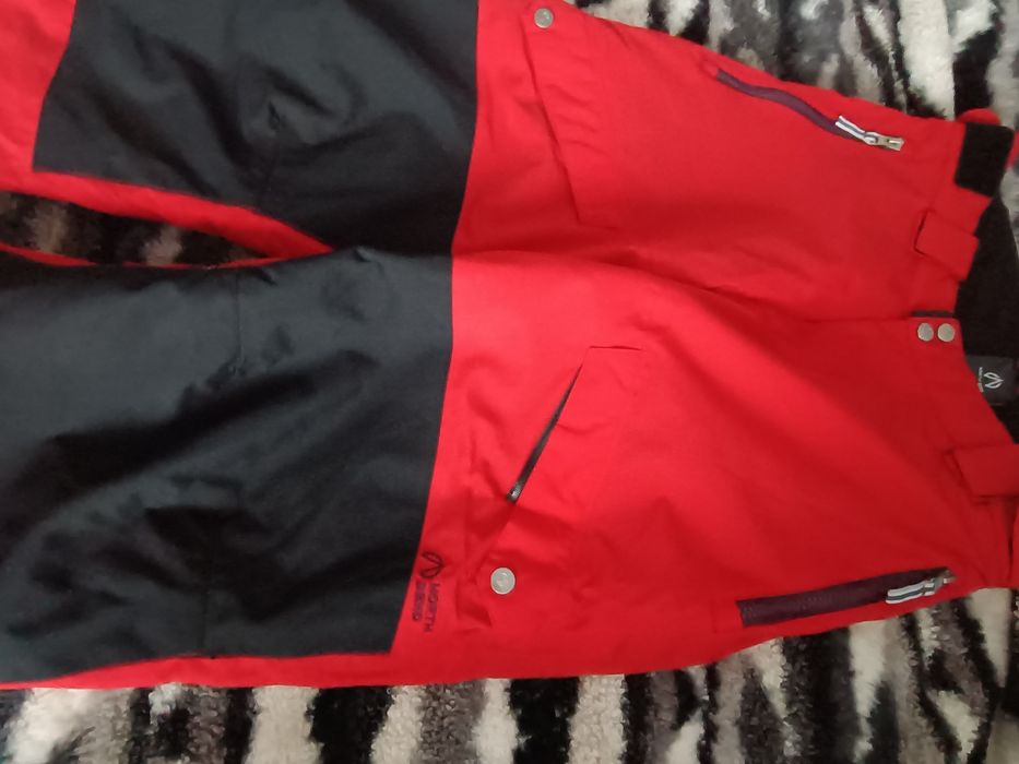 Pantaloni schi. Mărime 158/164