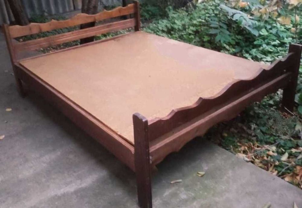 Деревянная Кровать 2х спальная  Идеал