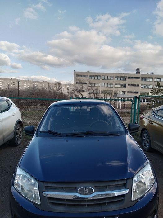 Продам машину Гранта