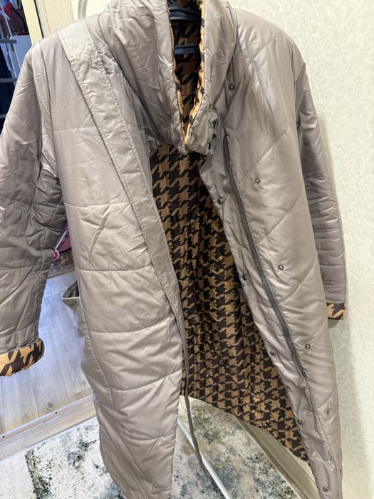 Продам женскую куртку