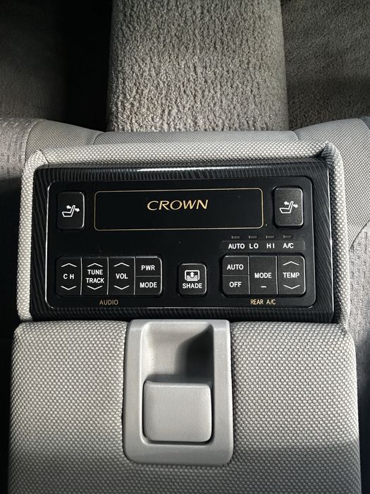 Toyota Crown 2010