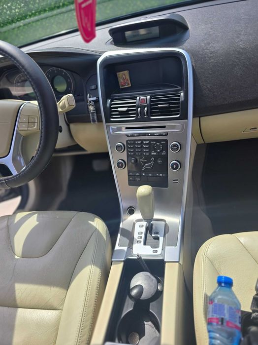 Volvo XC 60 2010 г.