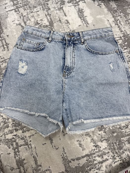 Pantaloni scurti albastri