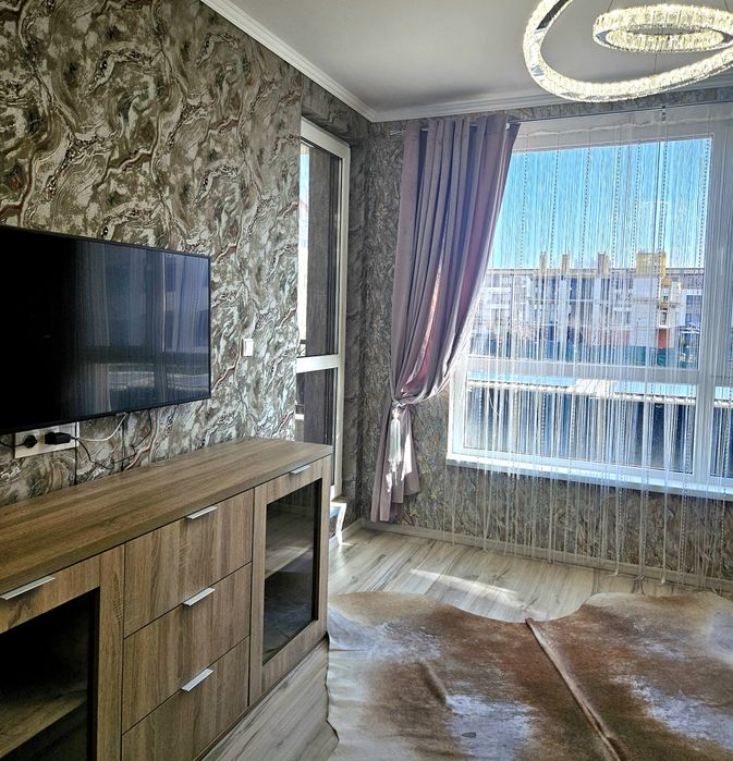 Дава се под наем Двустаен апартамент в Бургас, Сарафово - 60 кв.м за 612 € - Снимка #2