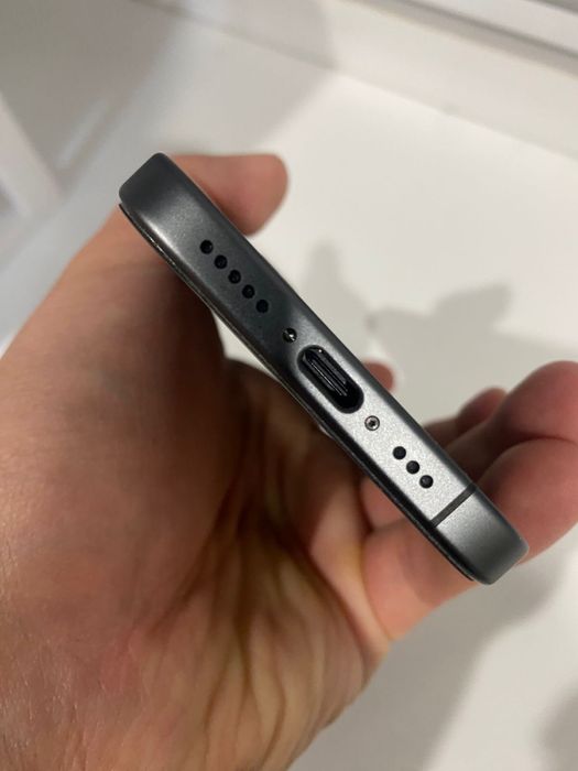 Iphone 17 black , 256gb