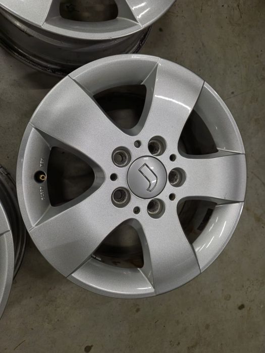 Jante 5x114.3 R15 Kia Hyundai Mazda stare foarte buna