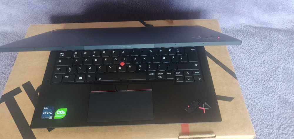 Lenovo ThinkPad X1 Carbon Gen 11, 32GB RAM, гаранция до 11.2026г.