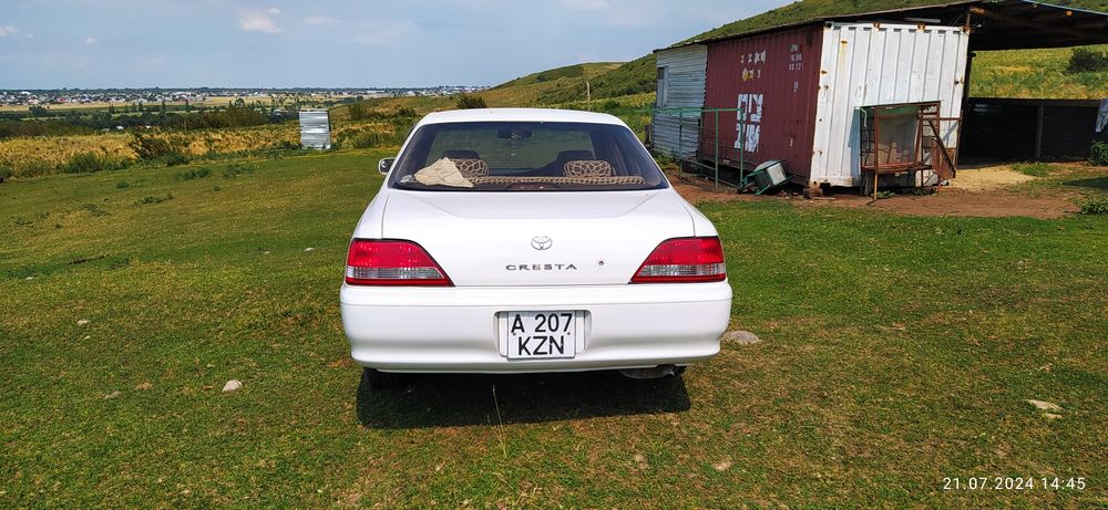 Тойота креста продам