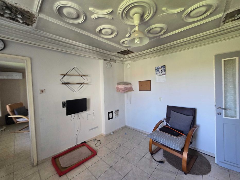 Продава се Къща в с. Златна нива, Област Шумен - 154 кв.м за 475 €/кв.м - Снимка #14