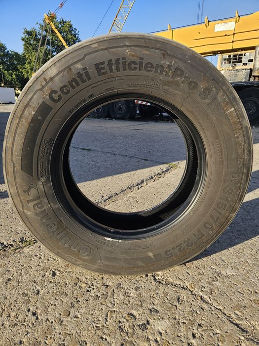 315/70 22.5-2 броя. Континентал