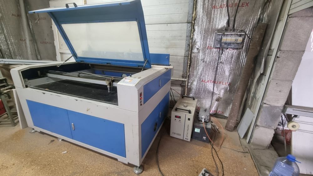 Лазерный станок 1300×900