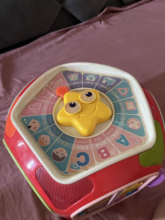 Проадю игрушка пизиборд