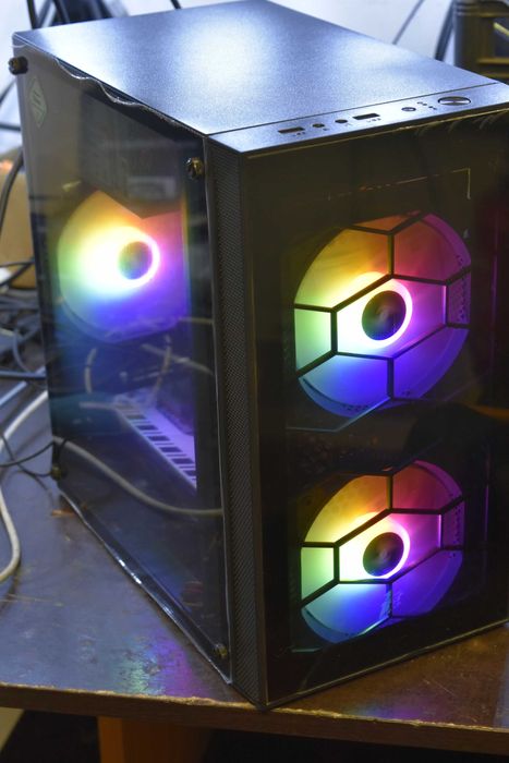 Компютърна кутия 1stPlayer Firebase X1 - чисто нова с три перки