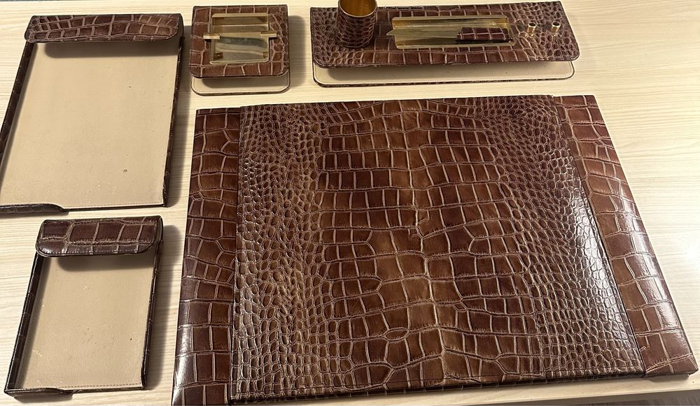 Set birou piele crocodil