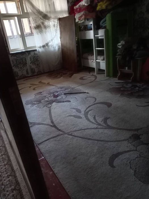 Продам 3х кв, в гор Янгиюль, своя