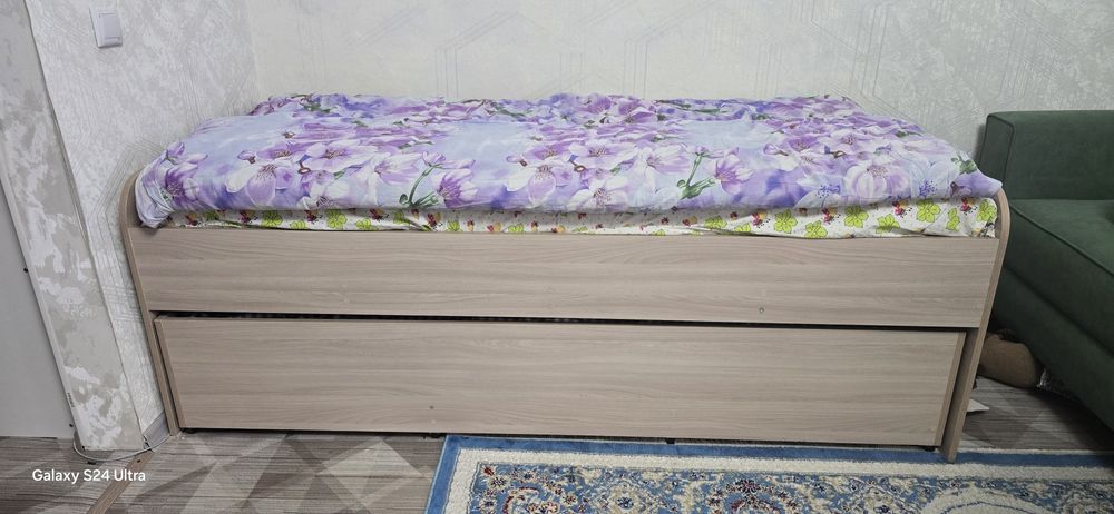 Детская кровать двухъярусная