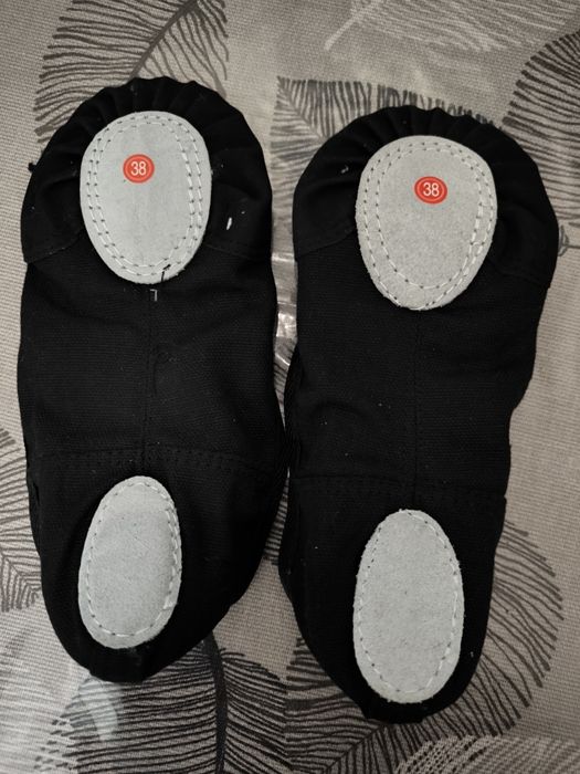 Балетки новые на мальчика-девочку