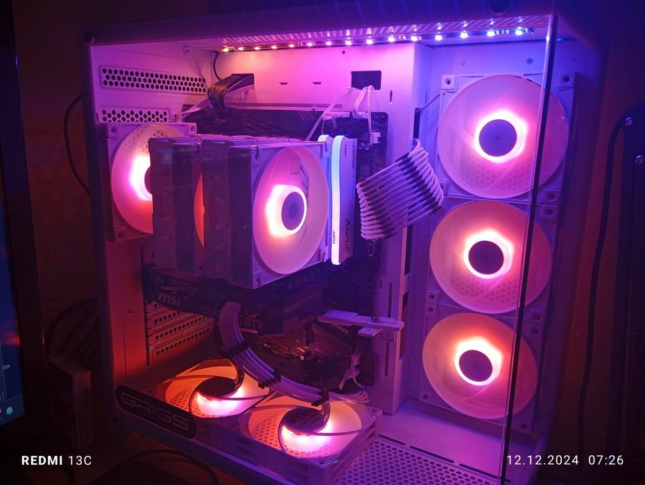 Продавам гейминг компютър GRIGS NOVA