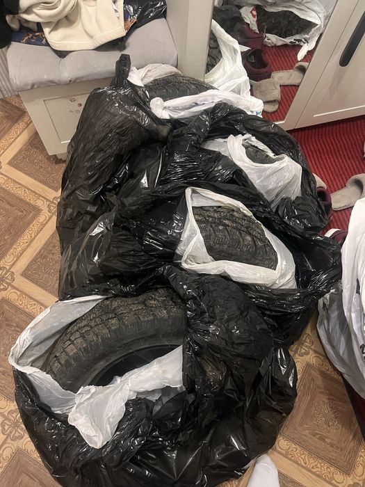 Шины 185/65r15 продаю