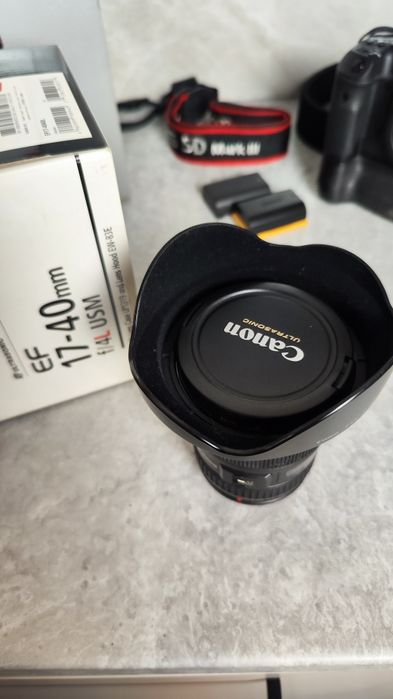 Объектив Canon 17-40mm f 4