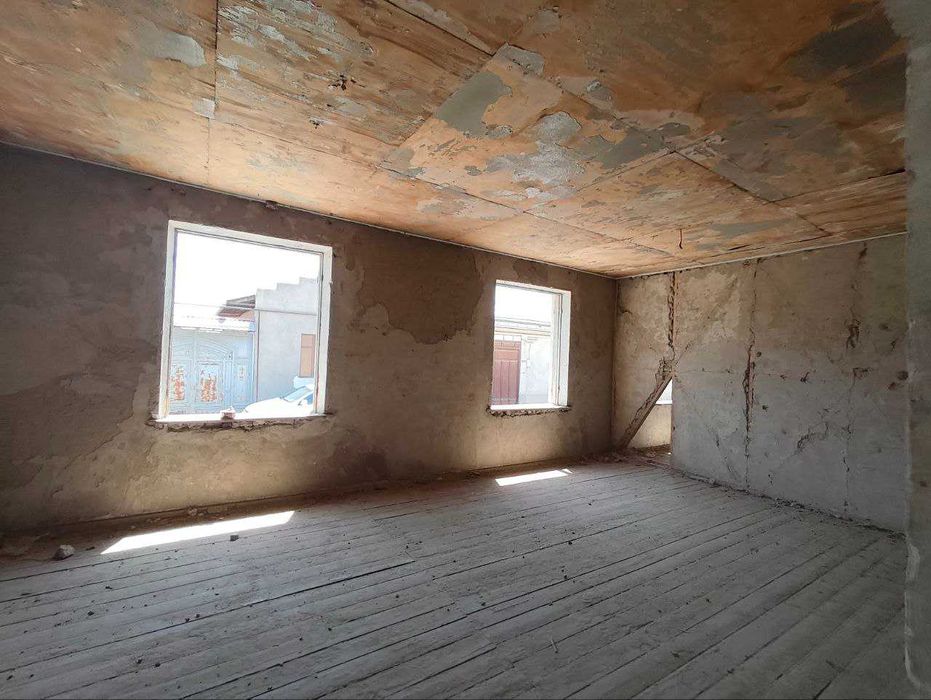 Срочно Ер 7 сотих Тинчликда фасад 30 метр бинолари бн