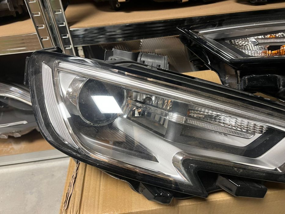 Фарове за AUDI A3 ляв и десен