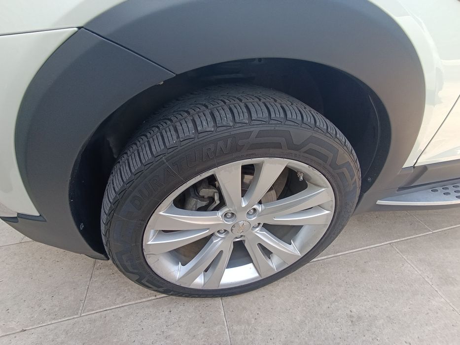 Captiva 2. 4 qilingan dokumentalniy. 2011 yil. Probeg 167 000