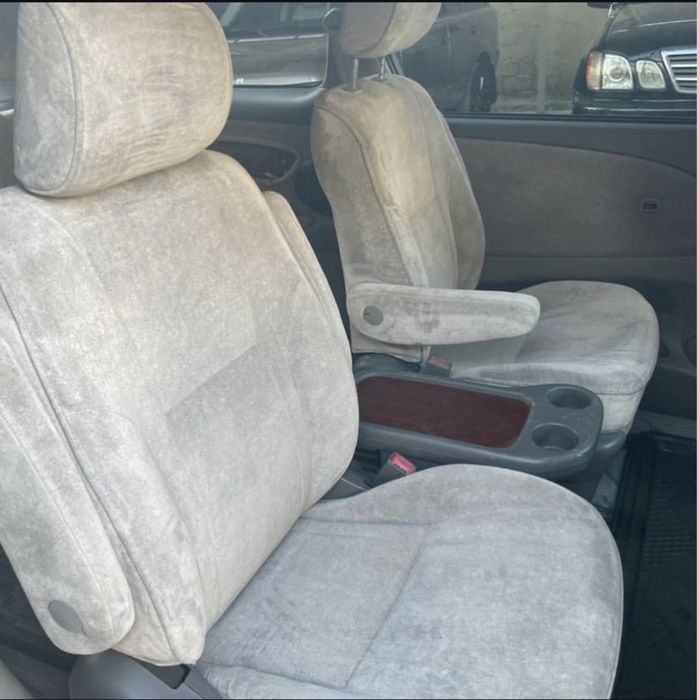Toyota Estima 2001 сиденья салон разбор