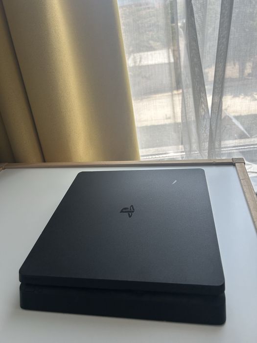 Playstation 4 slim 500GB