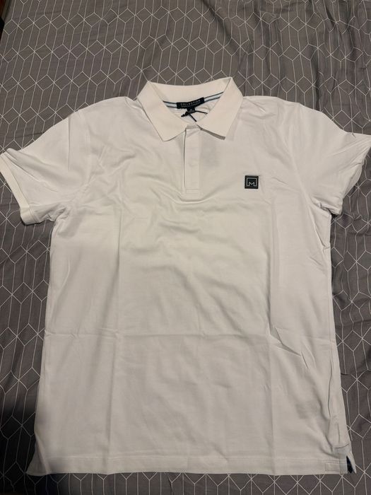 Tricou alt cu guler este nou are si atecheta atasata