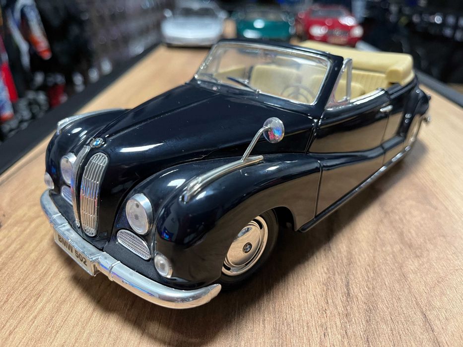 Рядък модел  метална колекционерска количка BMW 507 1955г. 1:18