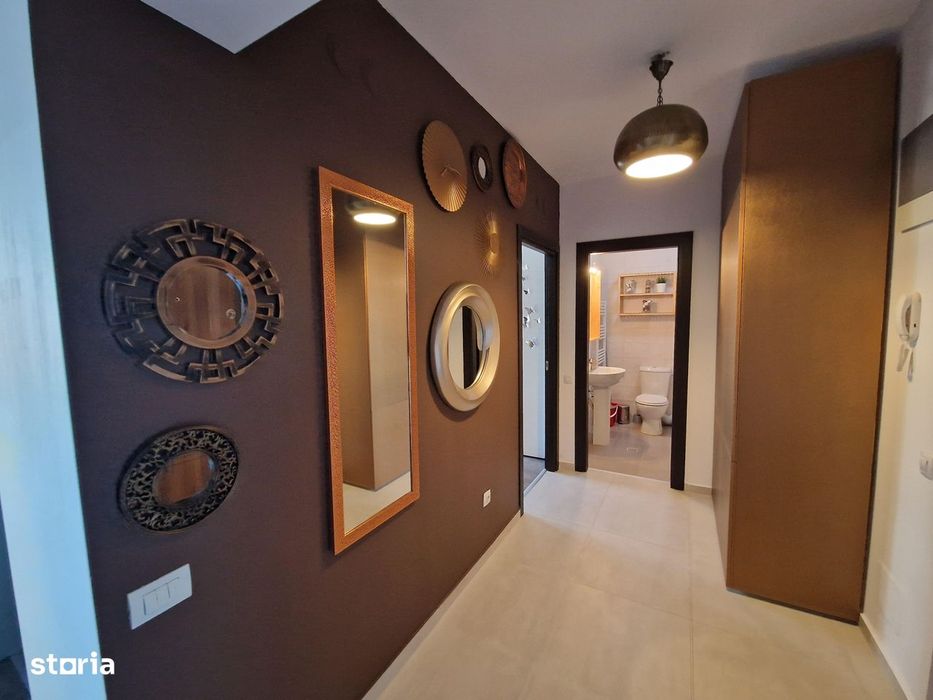 Proprietar, inchiriez apartament cu 3 camere, Bloc 2017, 2xbai, AC