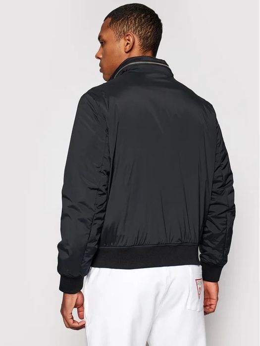 Яке Armani Exchange