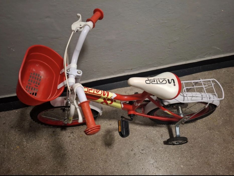 Vând bicicletă copii