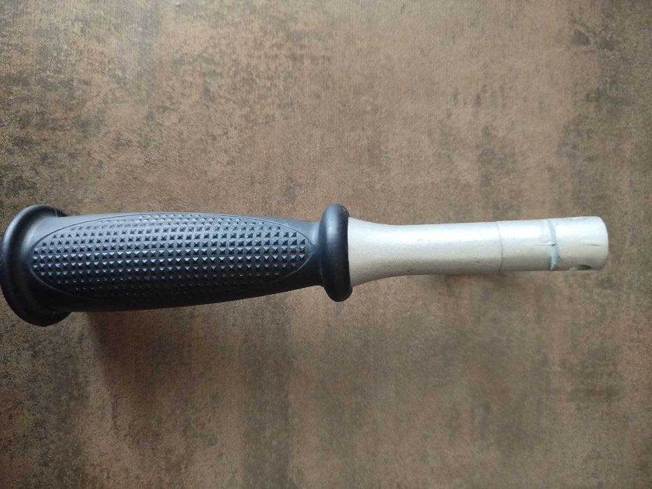 Ручка для дрели и перфоратора