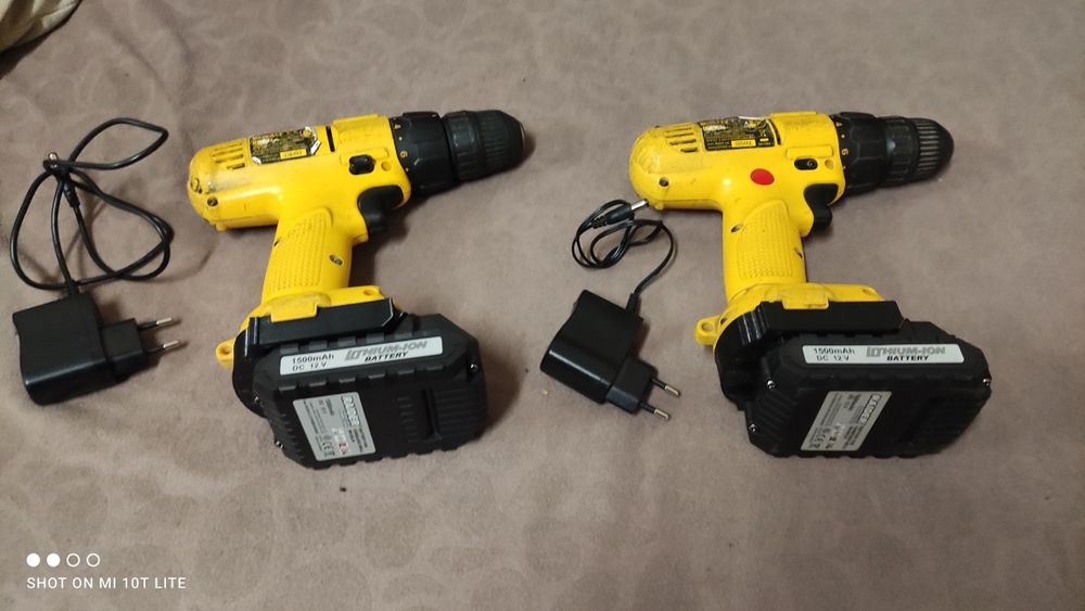 Винтоверт DeWalt с преход и преправена батерия