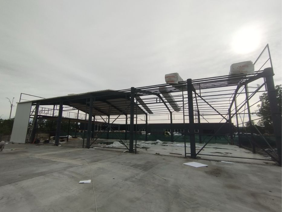 Vand hala metalica cu turnare cuzineti hala metalica cu panouri