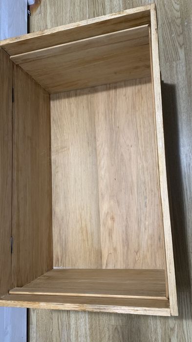 Cutie decorată din lemn de cedru