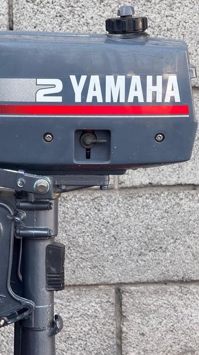 Лодочный мотор Yamaha 2