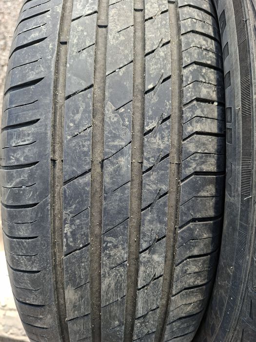 Продам шины 225/60/18 сайлун