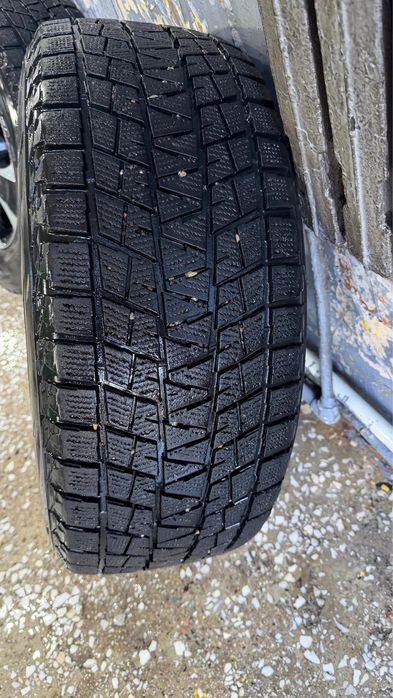 Bridgestone Blizzak 285/60 R18