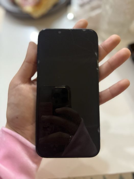 Iphone 13, в хорошем состоянии