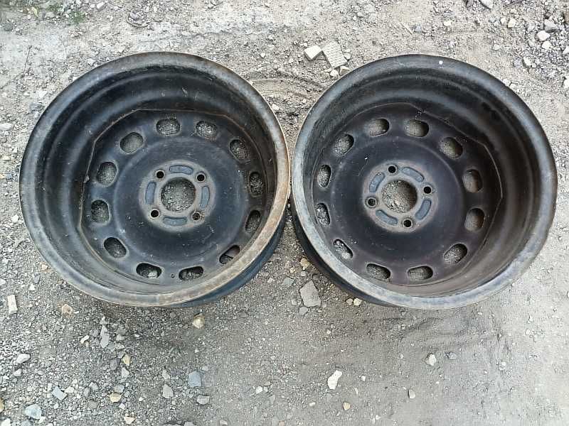 Продам оригинальные металлические диски на Ford