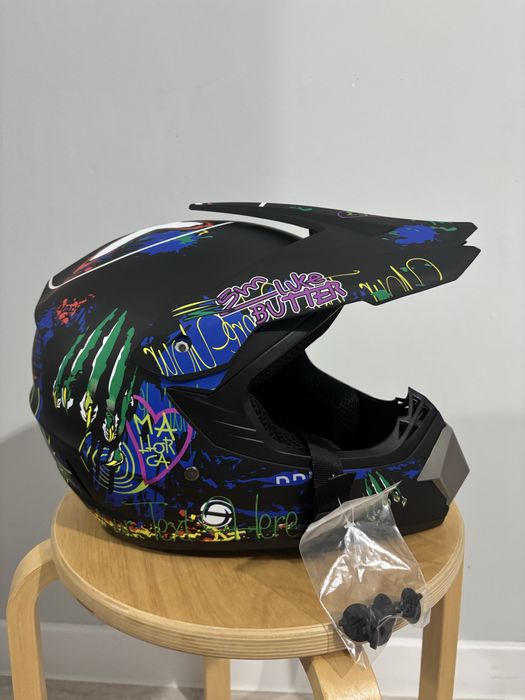 Продам мото шлем.Новый размер М