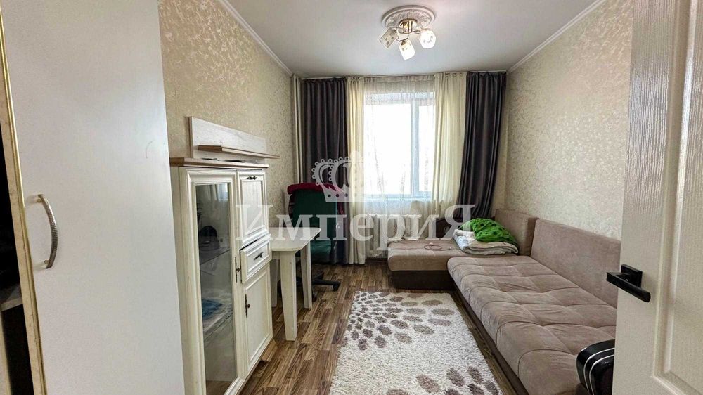 Гарышкер 3х комн  Юлия Империя