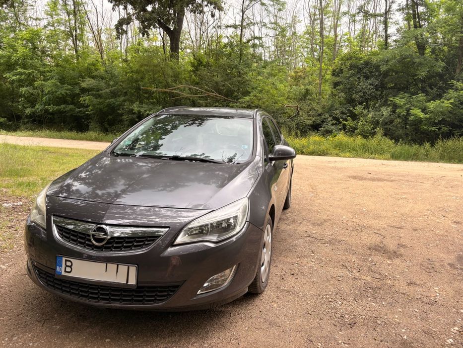 OPEL Astra 2011 — imagine 5
